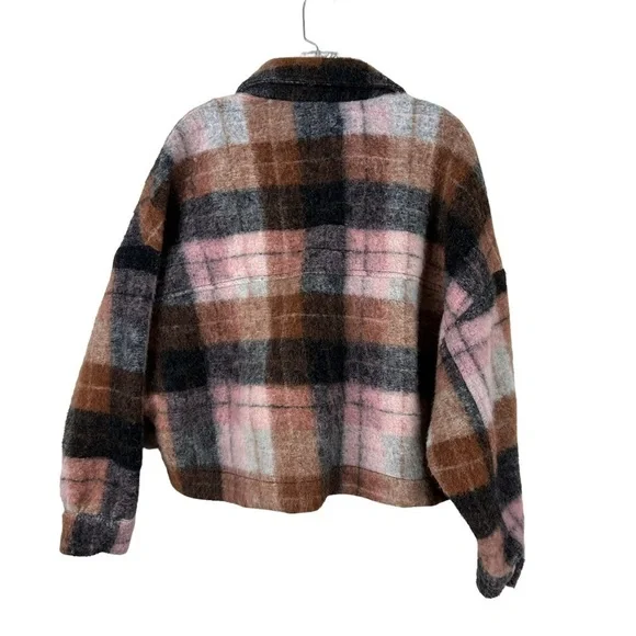 Zara Plaid Wool Blend Cropped Shacket - Picture 5 of 9